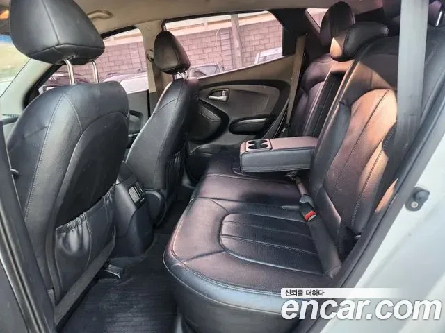 Hyundai Tucson ix, 2013 — фото 10