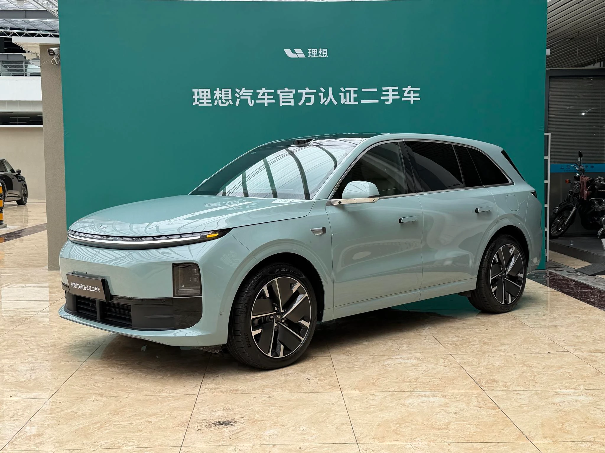 Li Auto Ideal L6