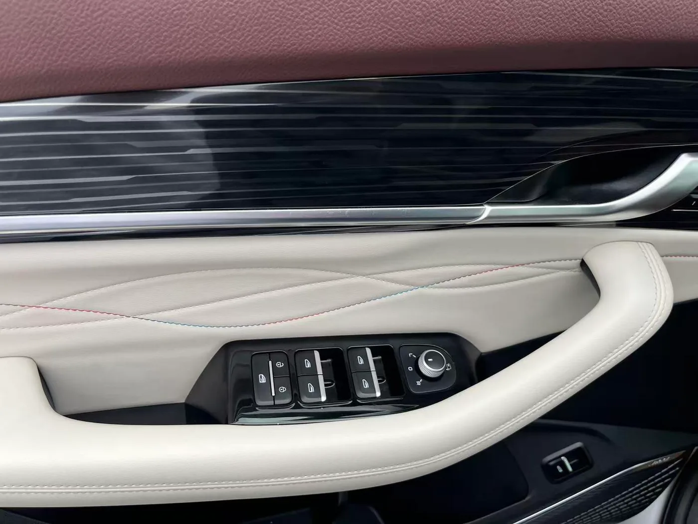 Geely Xingyue L, 2021 — фото 12