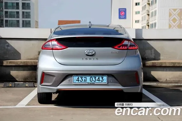 Hyundai Ioniq Ionic Electric, 2016 — фото 6