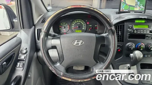 Hyundai Starex Grand Starex, 2012 — фото 13