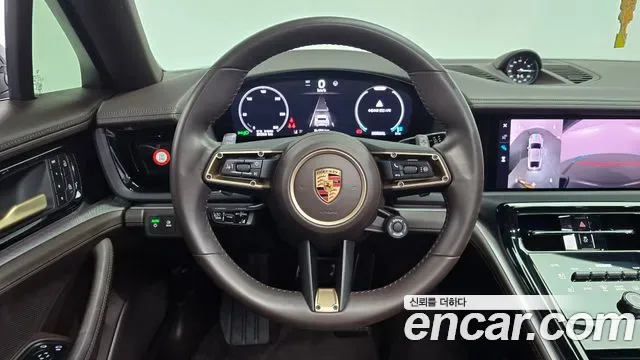 Porsche Panamera 976, 2025 — фото 14