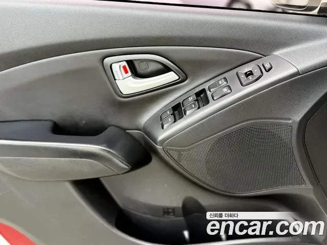 Hyundai Tucson ix, 2013 — фото 19