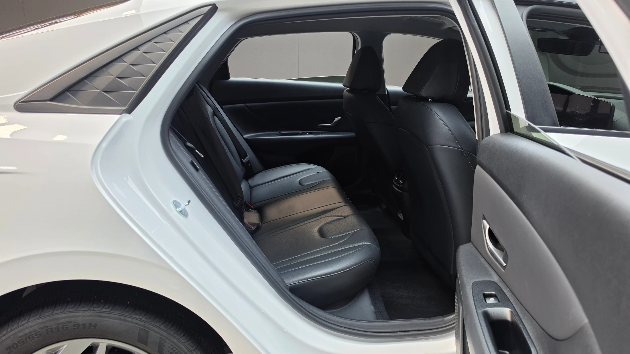 Hyundai Avante CN7, 2024 — фото 11
