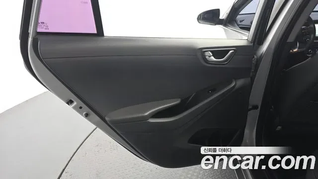 Hyundai Ioniq Ionic Electric, 2017 — фото 25