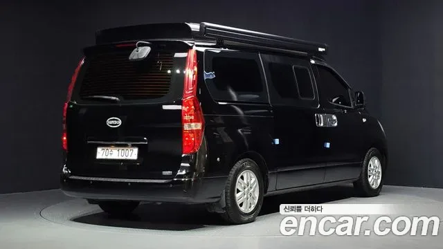 Hyundai Starex Grand Starex, 2012 — фото 2