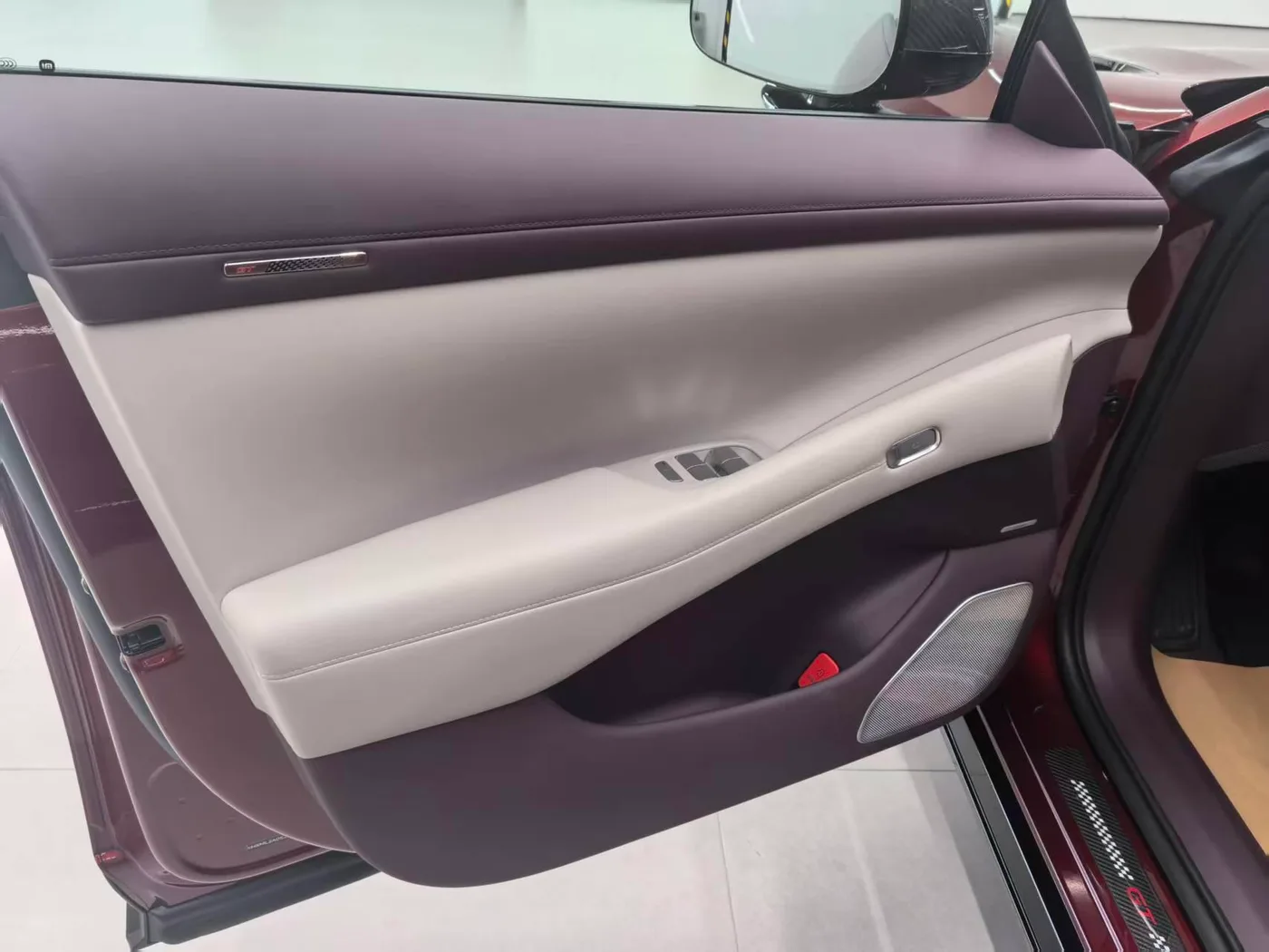 Xiaomi Auto Xiaomi YU7, 2026 — фото 16