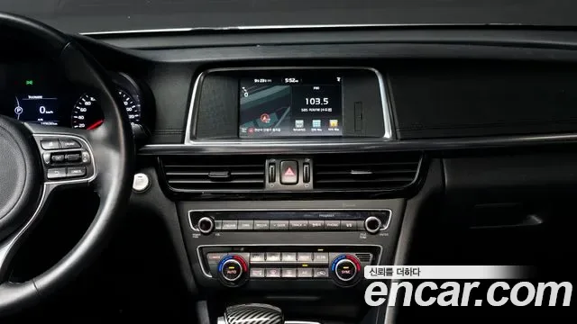 Kia K5 Hybrid, 2016 — фото 14