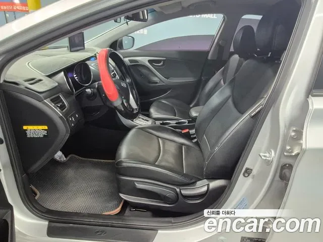 Hyundai Avante MD, 2013 — фото 17