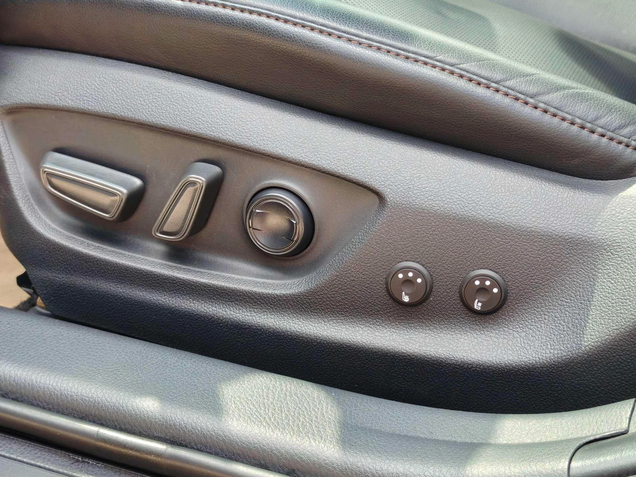Toyota Camry, 2023 — фото 19