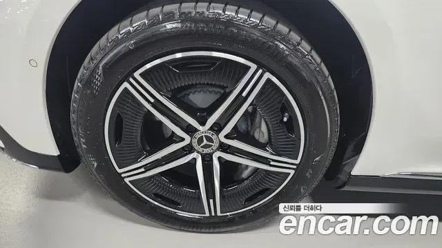 Mercedes-Benz Eqe V295, 2026 — фото 5