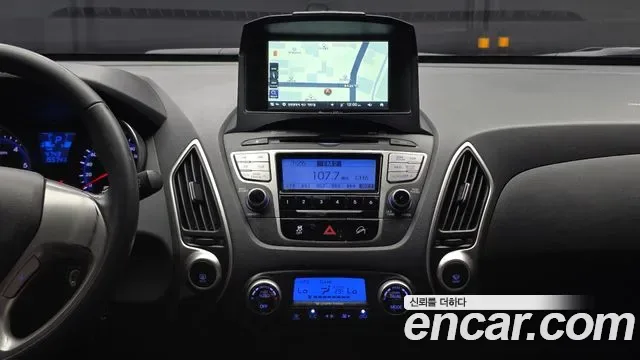 Hyundai Tucson ix, 2010 — фото 14