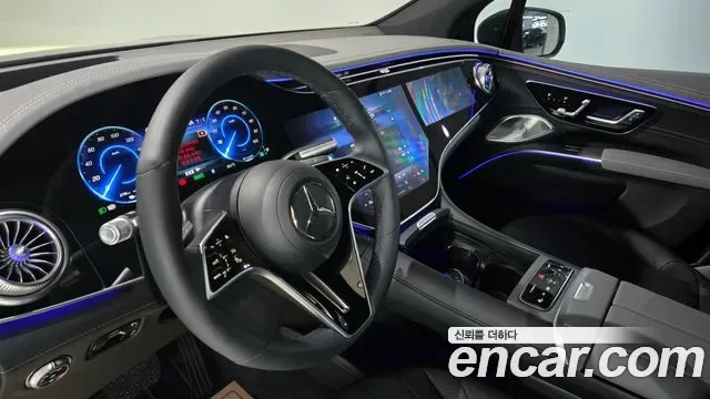 Mercedes-Benz Eqs SUV X296, 2025 — фото 15