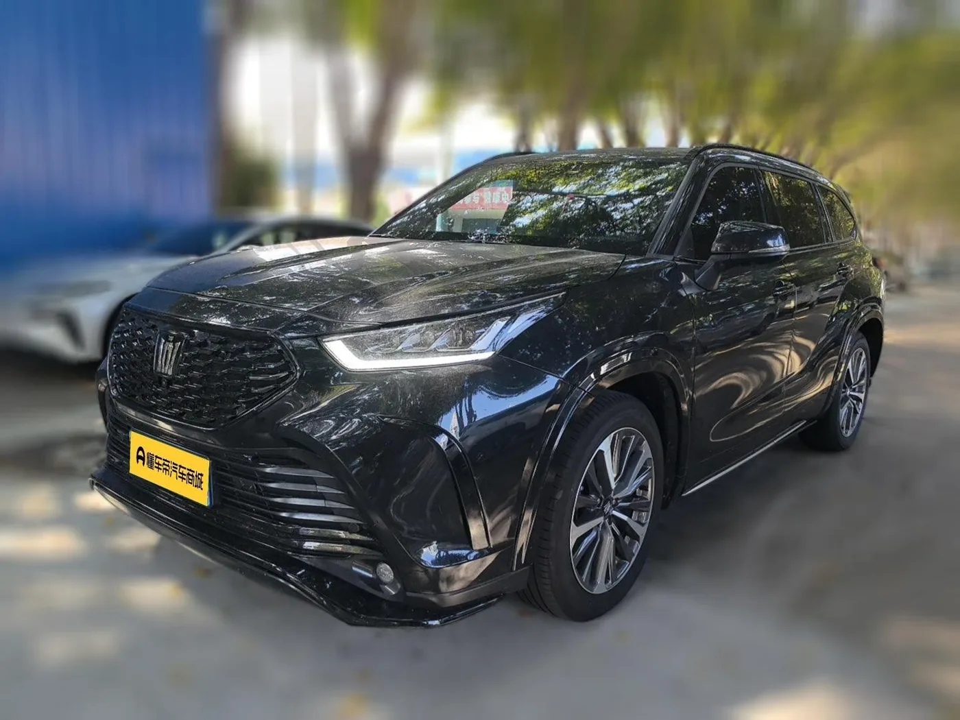 Toyota Crown land release
