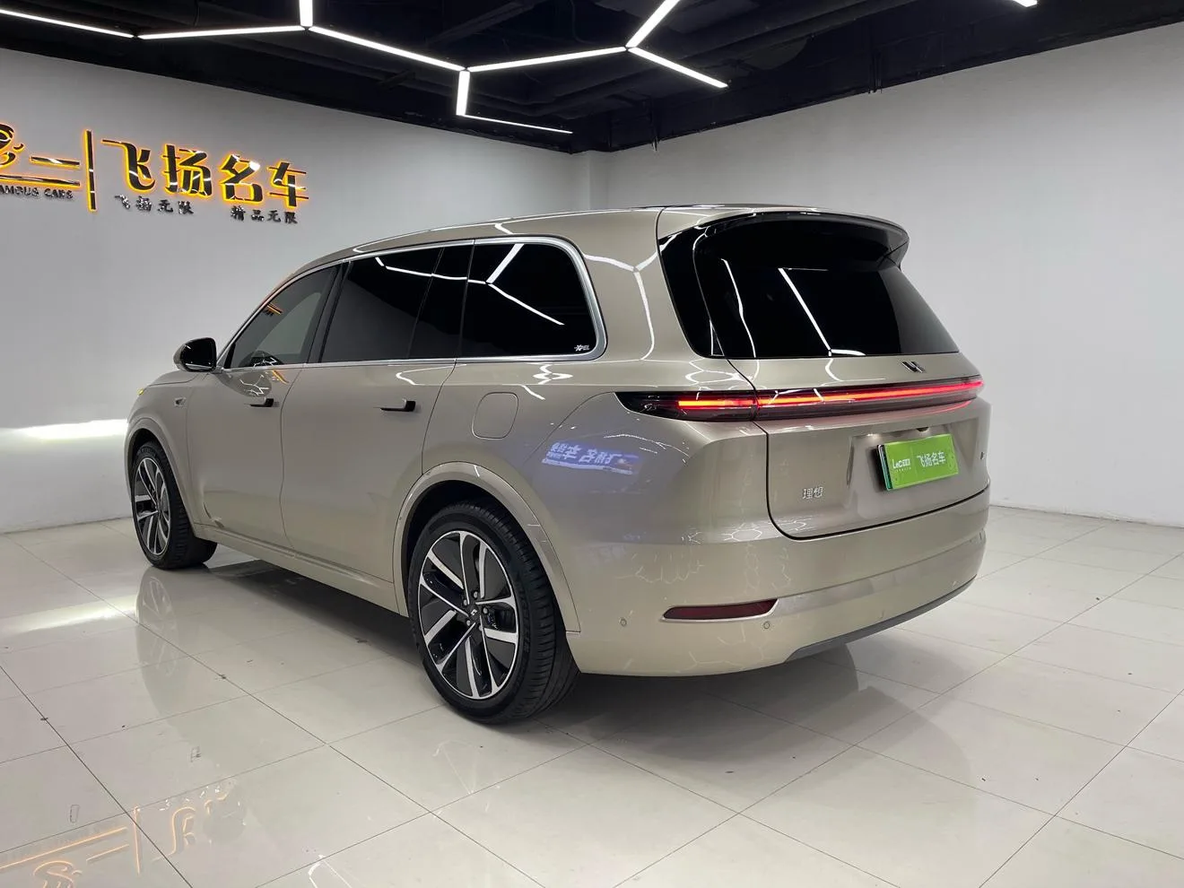 Li Auto Ideal L9, 2022 — фото 17