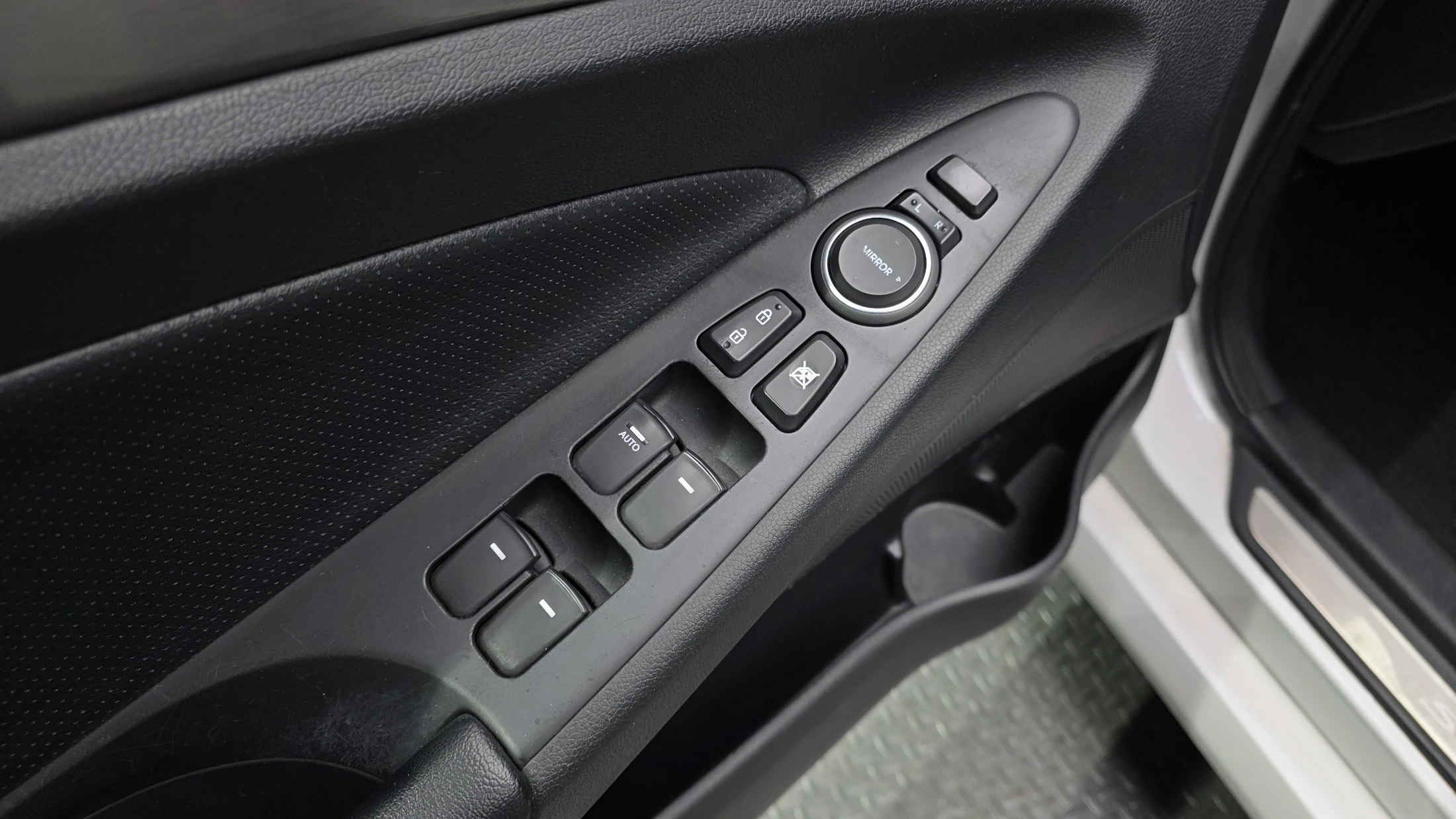 Hyundai Sonata Hybrid, 2013 — фото 28