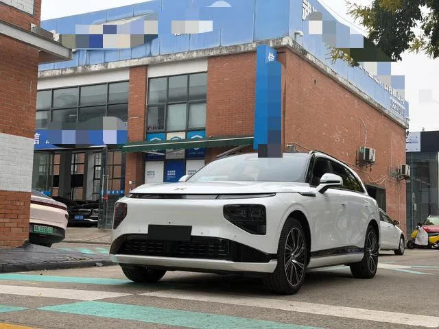 Xpeng G9