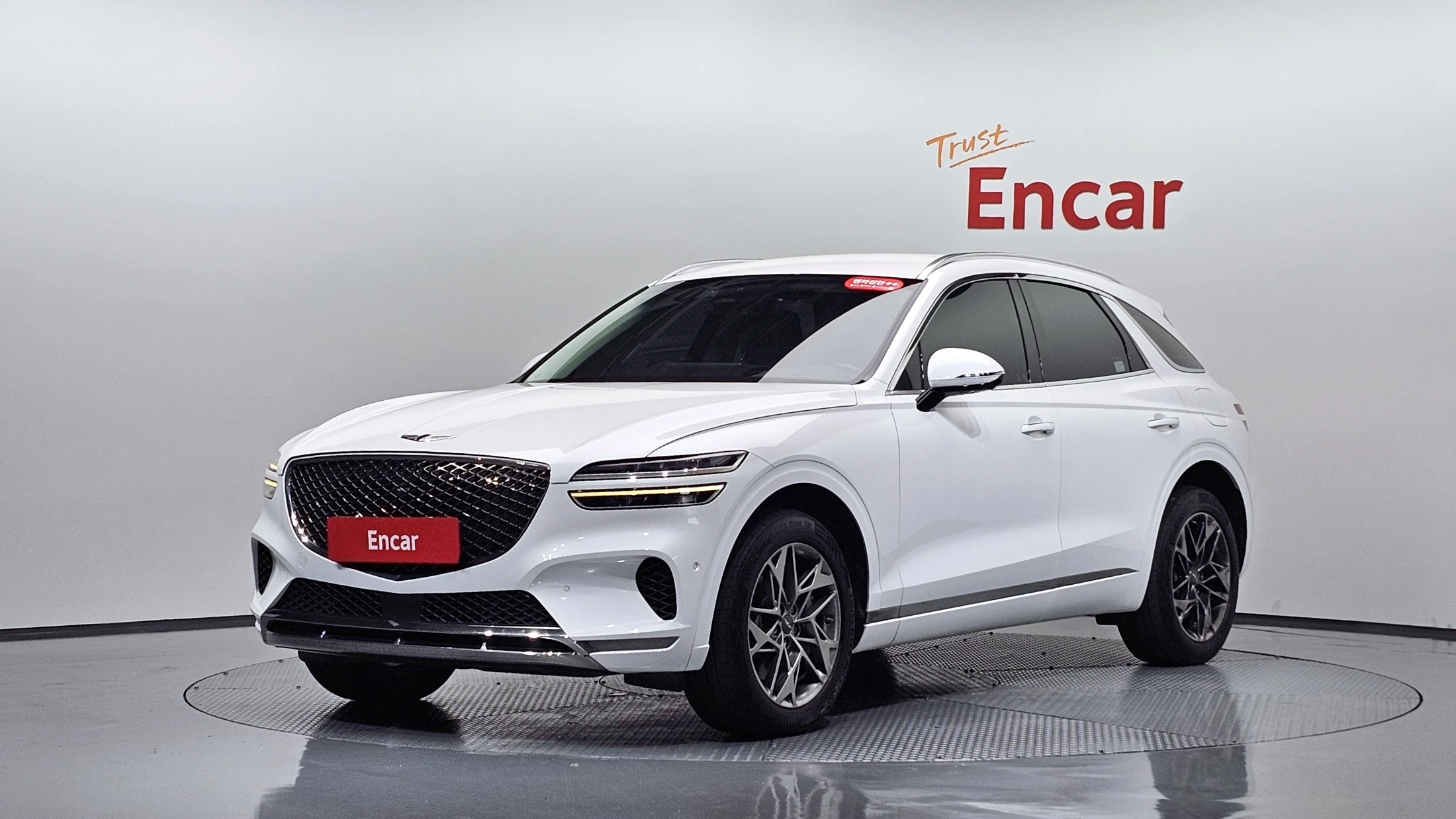 Genesis Gv70