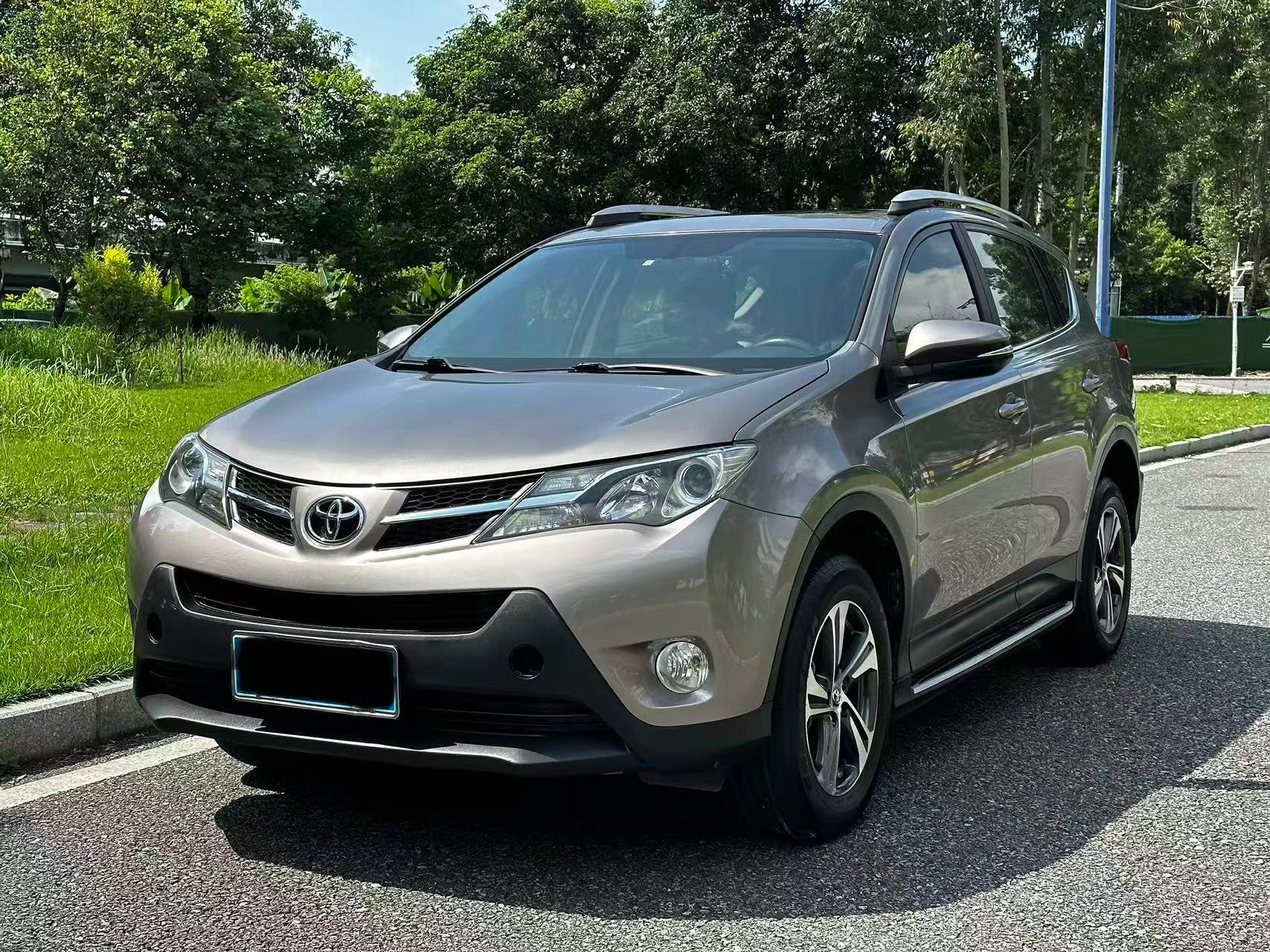 Toyota RAV4 Rongfang