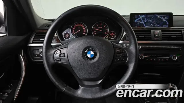 BMW 3-Series F30, 2012 — фото 13