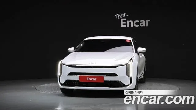 Kia K8 Hybrid, 2025 — фото 3