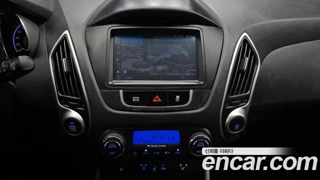 Hyundai Tucson ix, 2012 — фото 14