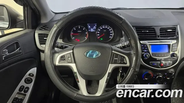 Hyundai Accent, 2012 — фото 13