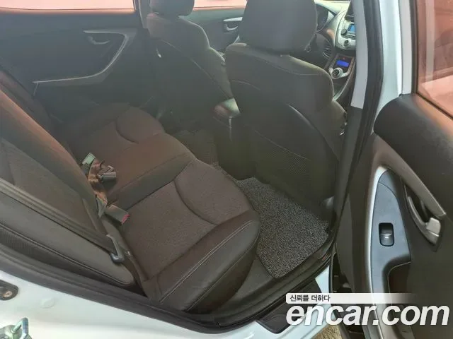 Hyundai Avante MD, 2010 — фото 15