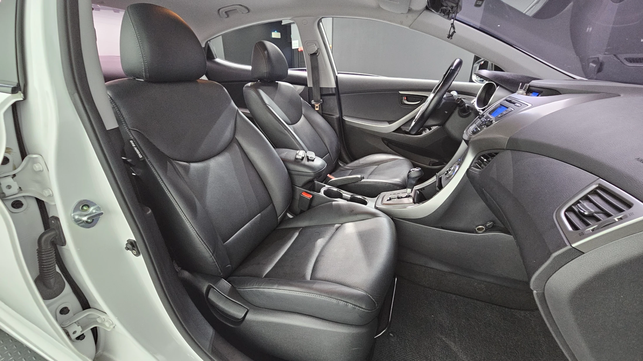 Hyundai Avante MD, 2013 — фото 27