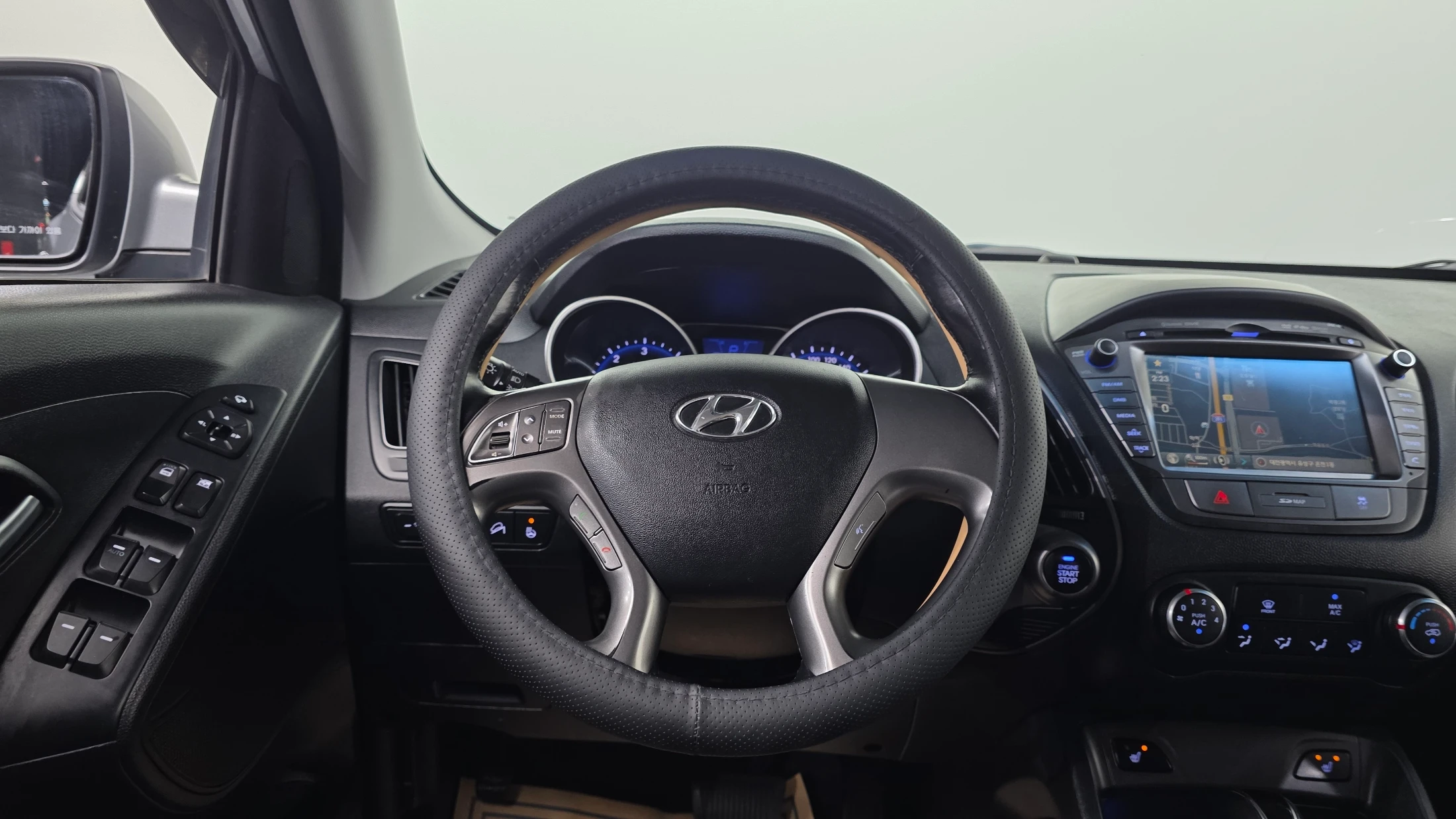 Hyundai Tucson ix, 2014 — фото 15