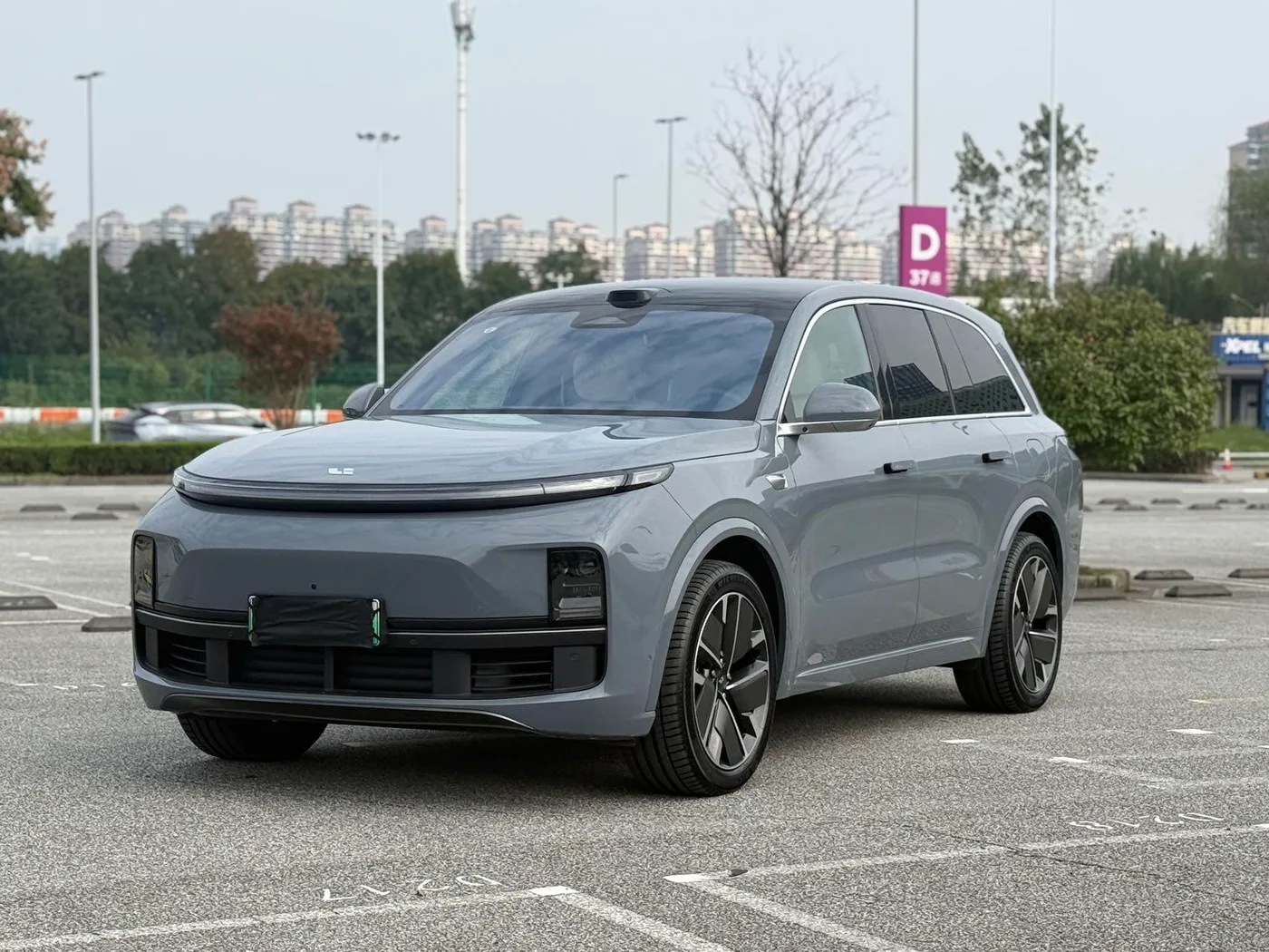 Li Auto Ideal L8
