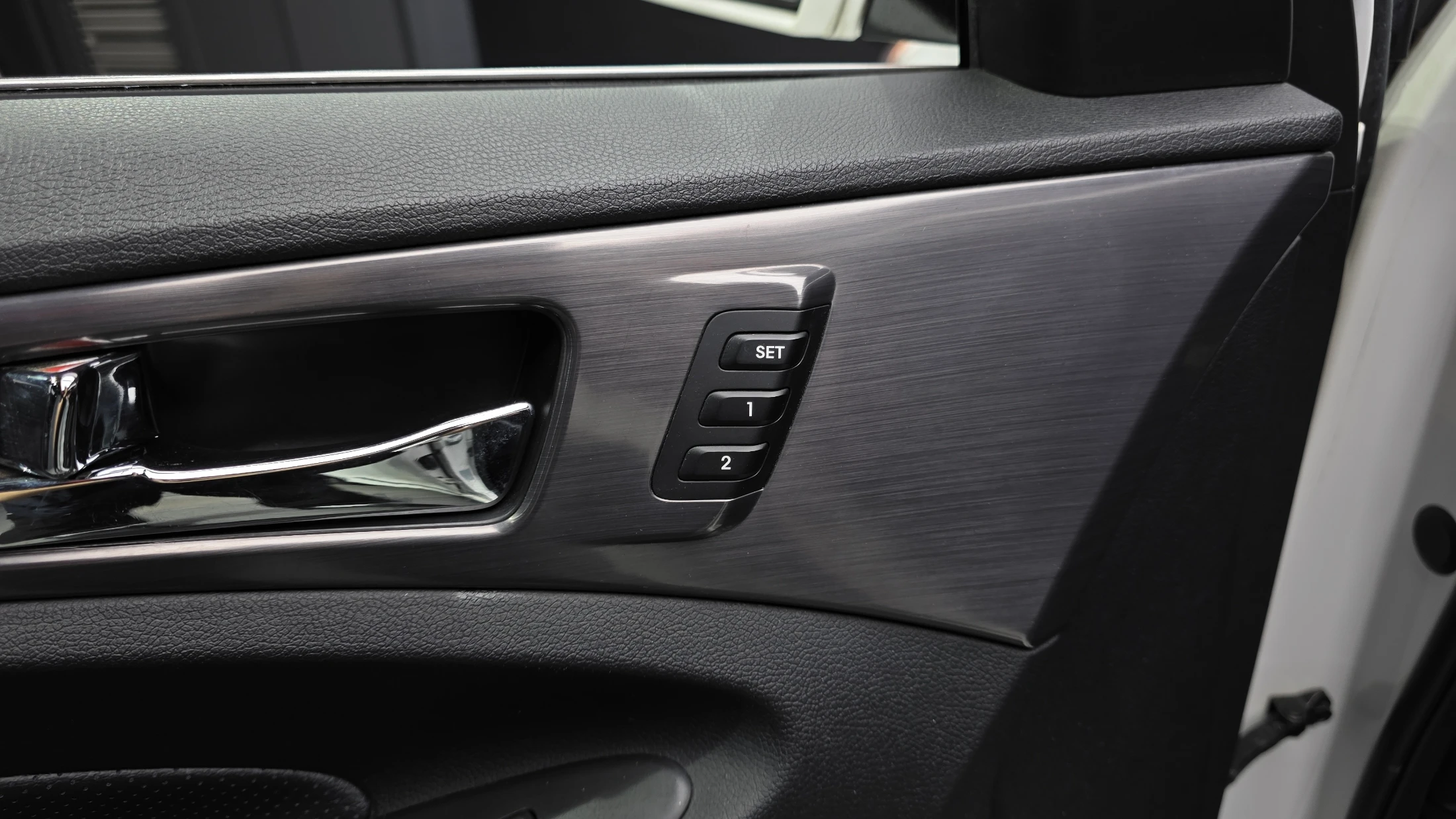 Hyundai Sonata Hybrid, 2013 — фото 17