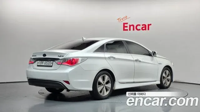 Hyundai Sonata Hybrid, 2012 — фото 2