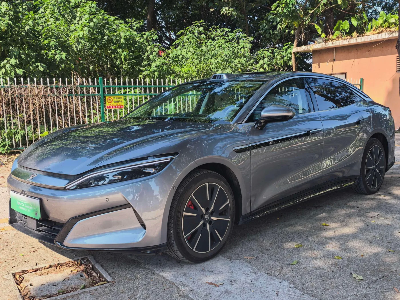 BYD Han L EV