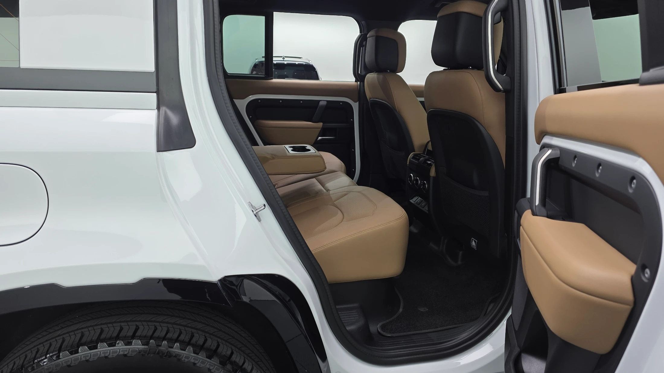 Land Rover Defender L663, 2025 — фото 11