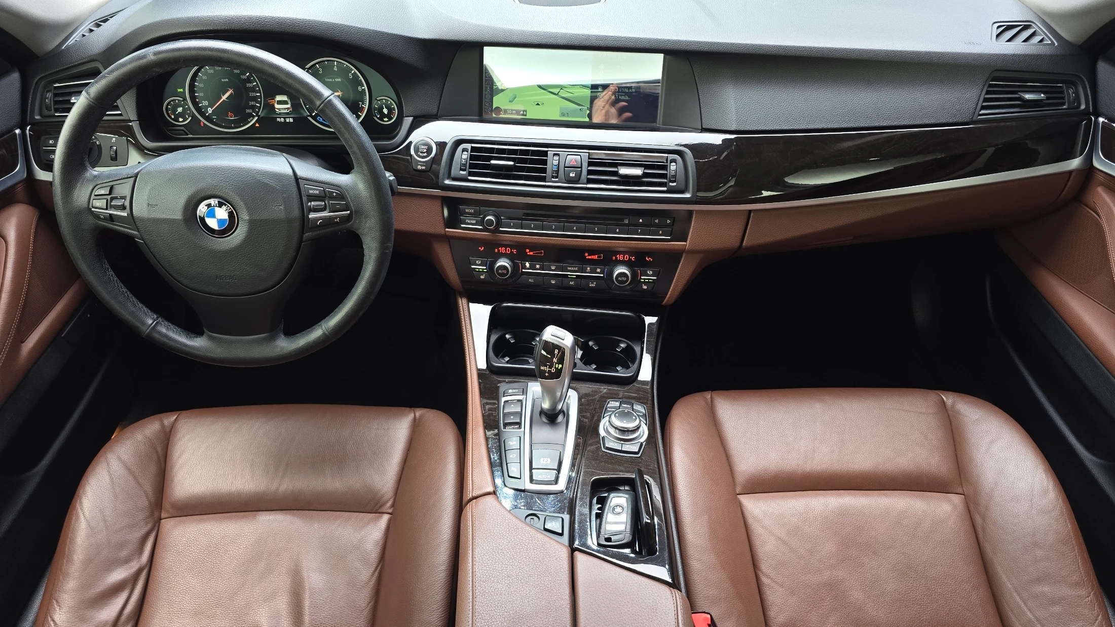 BMW 5-Series F10, 2013 — фото 7