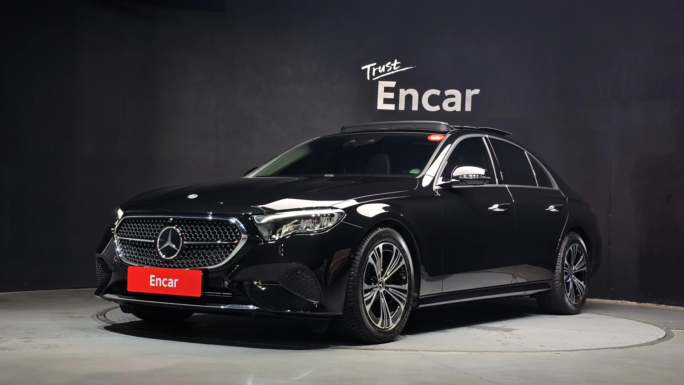 Mercedes-Benz E-Class W214