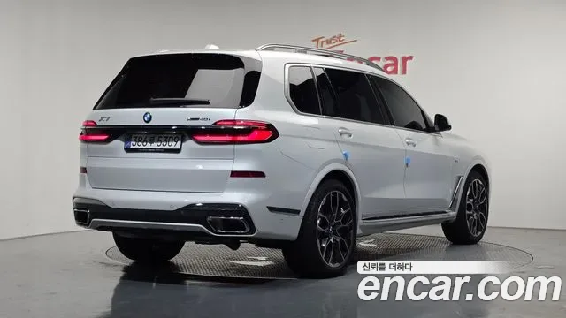 BMW X7 G07, 2025 — фото 2
