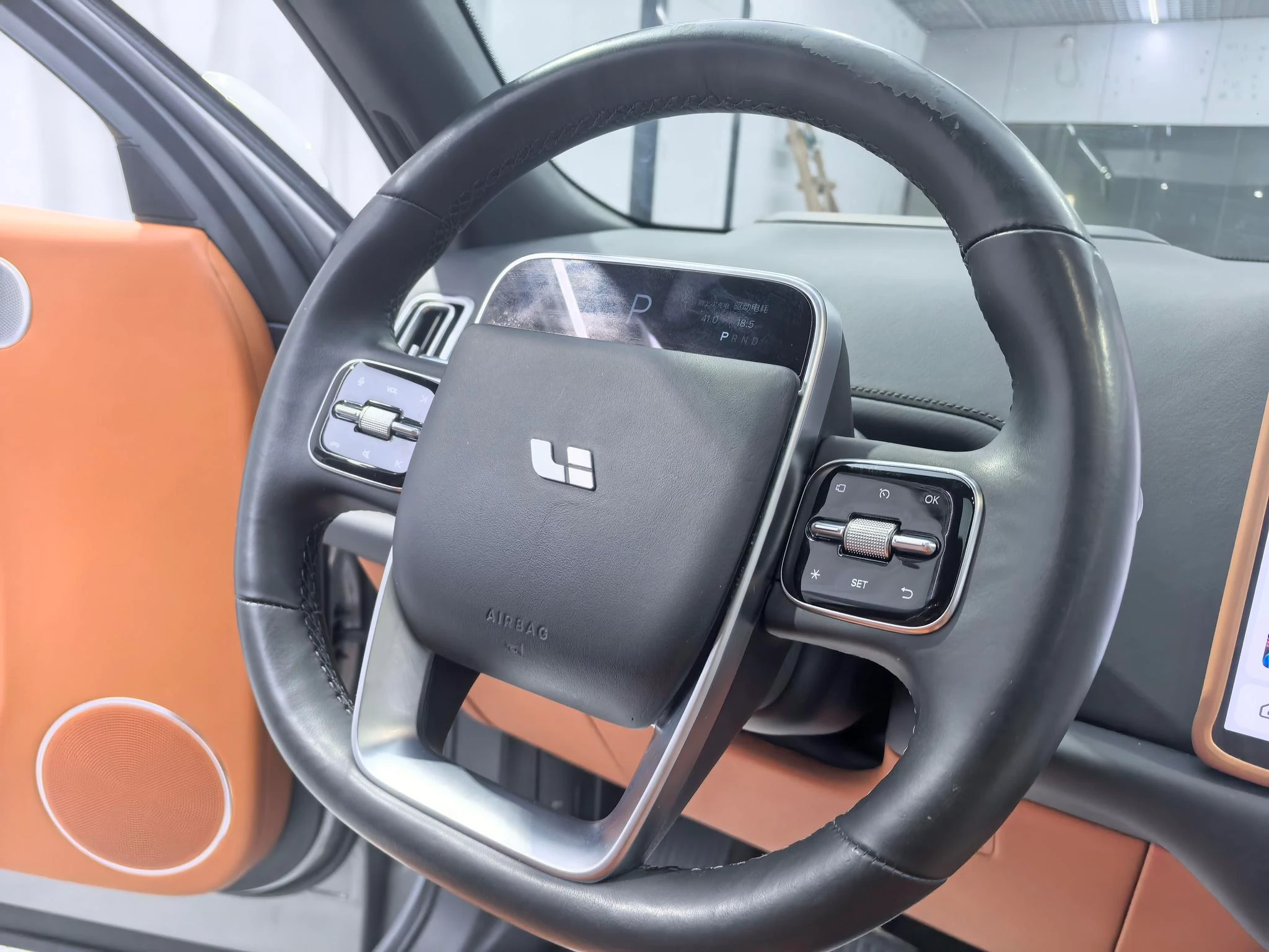Li Auto Ideal L9, 2022 — фото 20