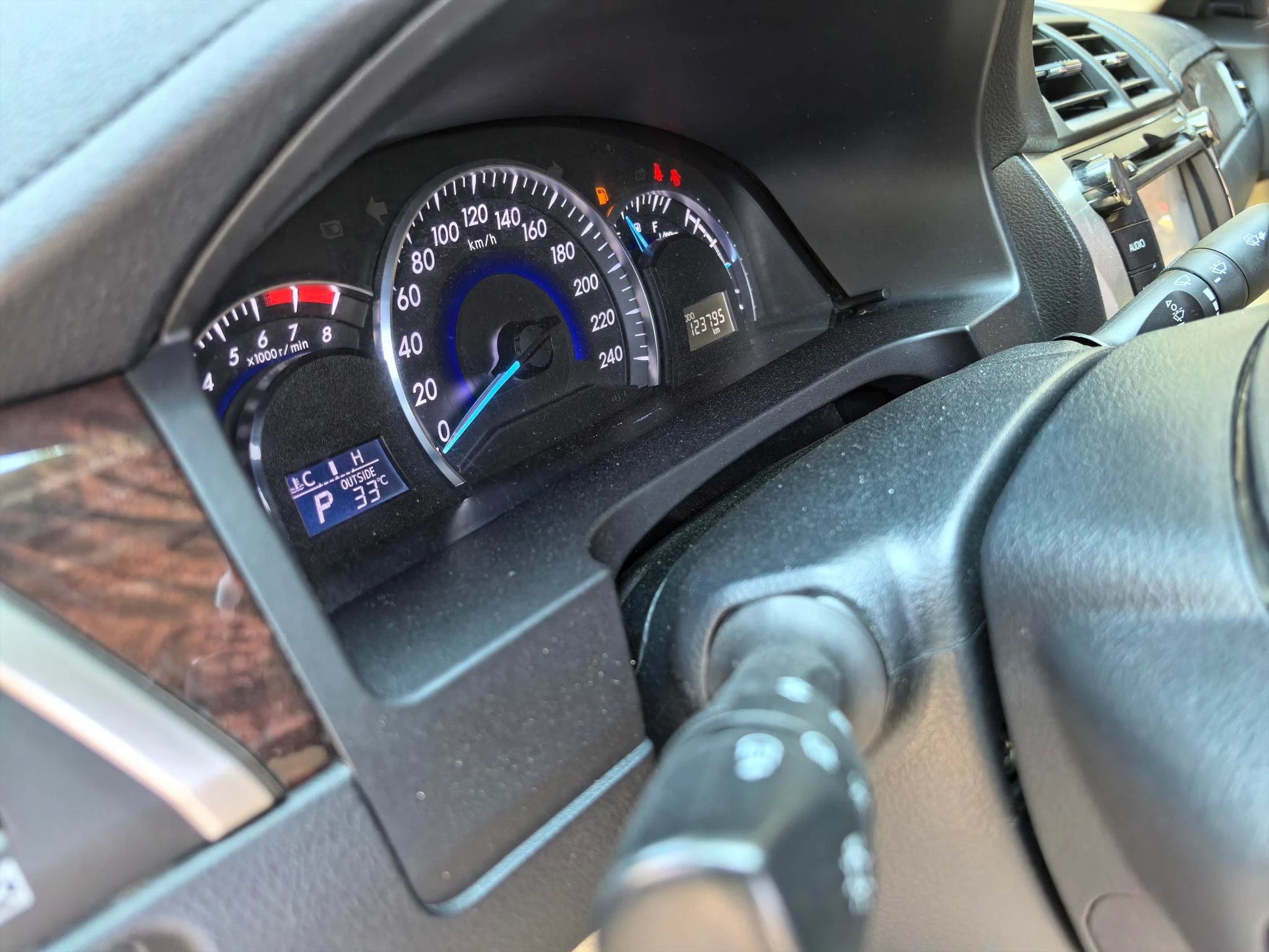 Toyota Camry, 2015 — фото 10