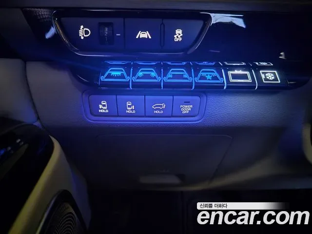 Kia Canival Carnival, 2022 — фото 11