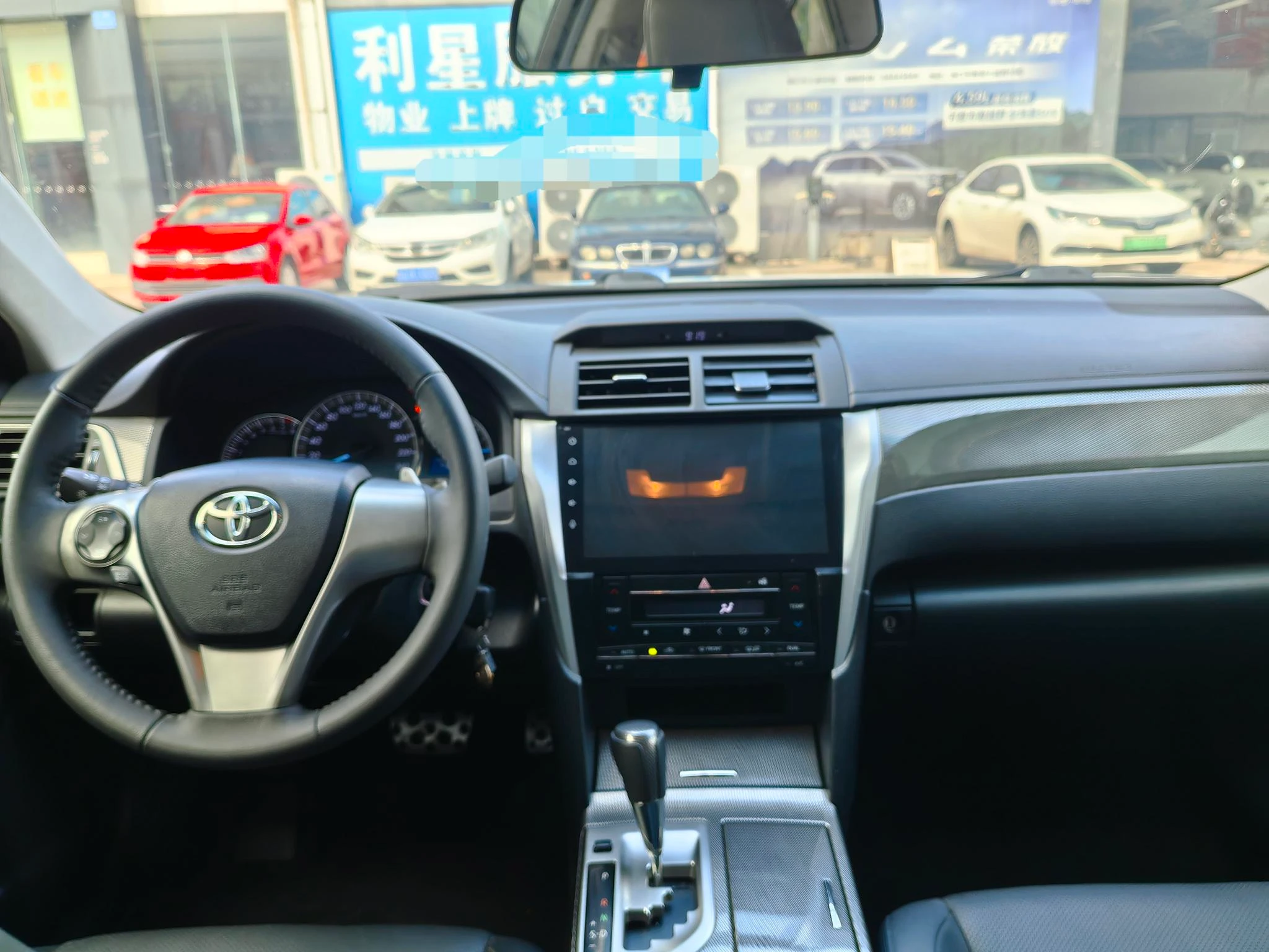 Toyota Camry, 2015 — фото 12