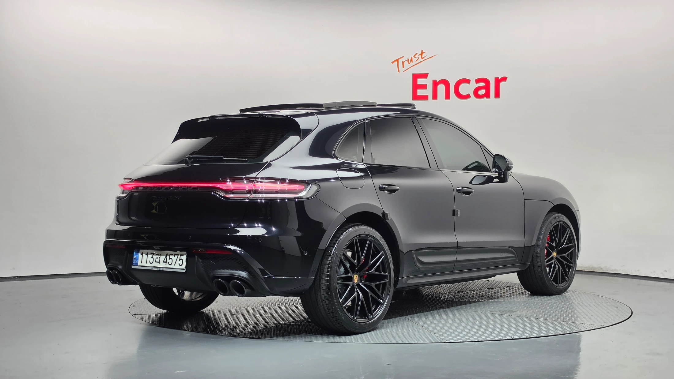 Porsche Macan, 2022 — фото 2