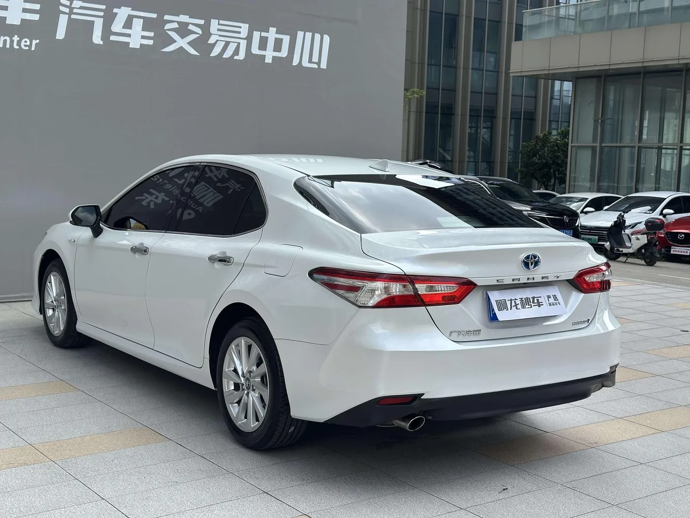 Toyota Camry, 2023 — фото 16