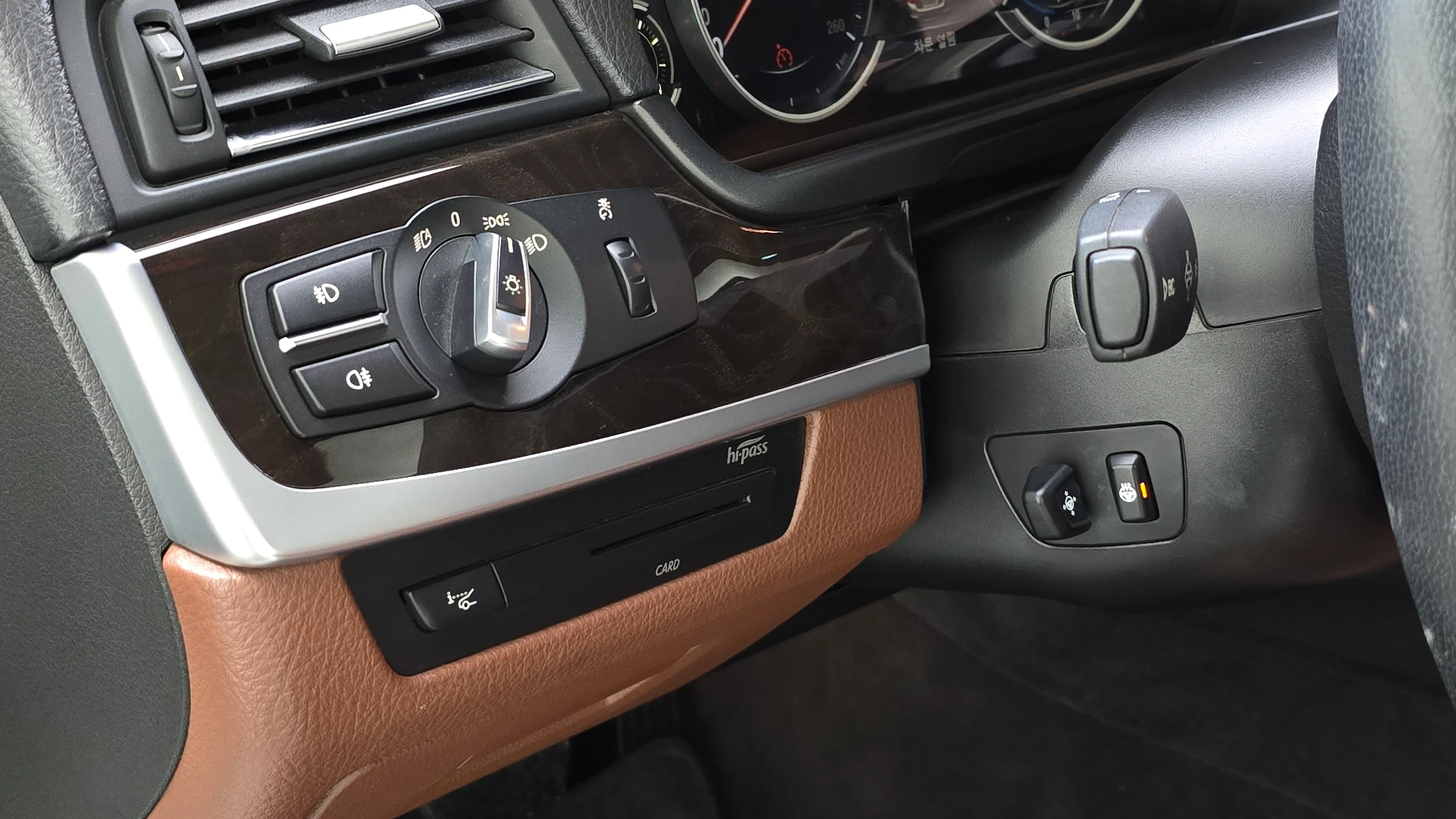 BMW 5-Series F10, 2013 — фото 14
