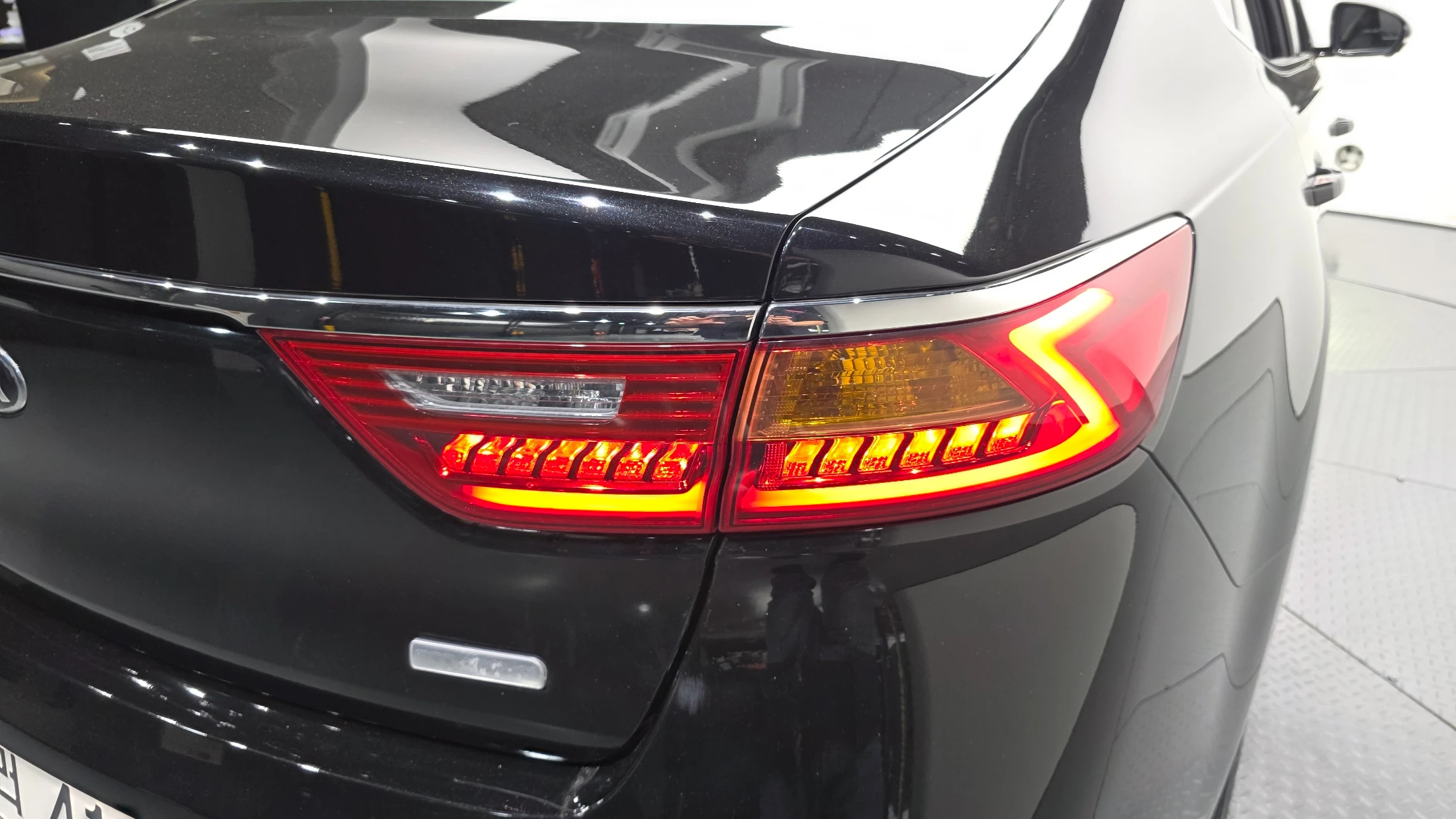 Kia K7 Hybrid, 2017 — фото 23