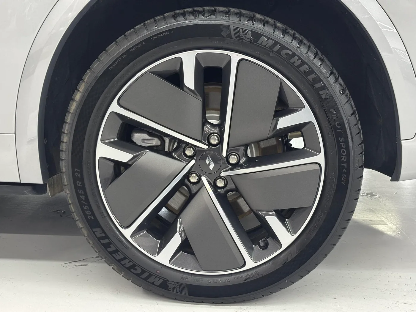 Li Auto Ideal L7, 2025 — фото 17