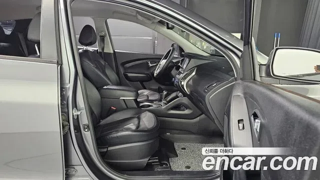 Hyundai Tucson ix, 2013 — фото 12