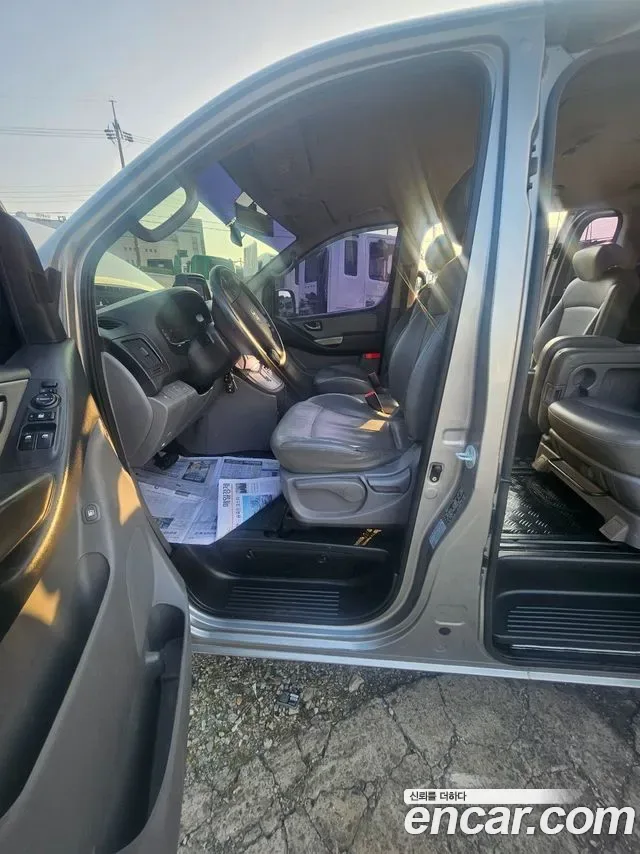 Hyundai Starex Grand Starex, 2012 — фото 10