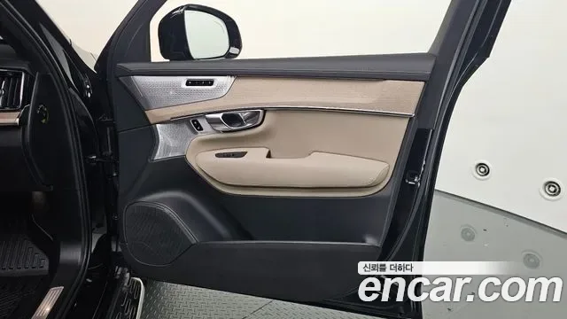 Volvo Xc90, 2025 — фото 25